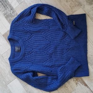 Abercrombie and Fitch Women's Small Cobalt Blue Sweater Open Weave Round Neck